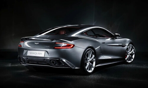 Aston-Martin Vanquish #8