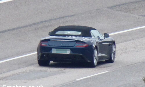 Aston-Martin Vanquish Volante #17