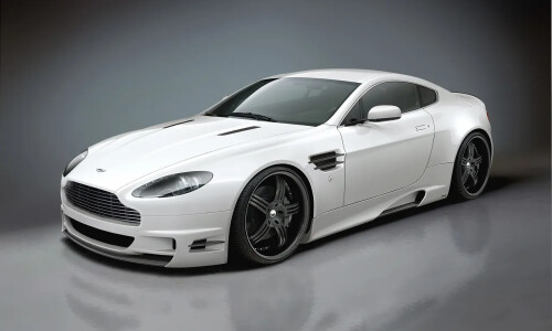 Aston-Martin Vantage #14