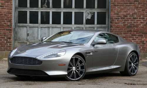 Aston-Martin Virage #15