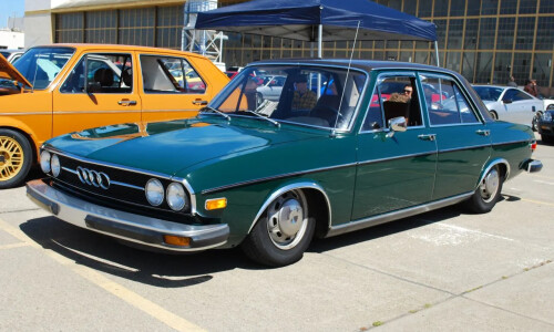 Audi 100 #4