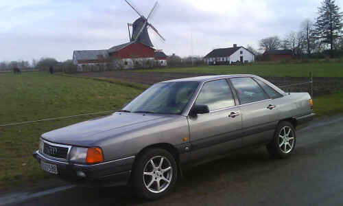 Audi 100 #12