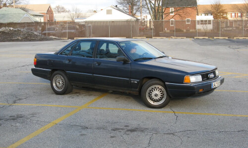 Audi 200 #12
