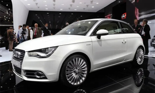 Audi A1 e-tron #8
