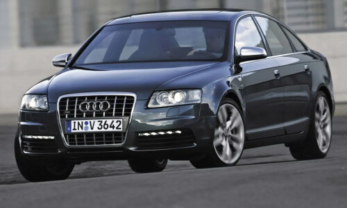 Audi A6 4.2 quattro #8
