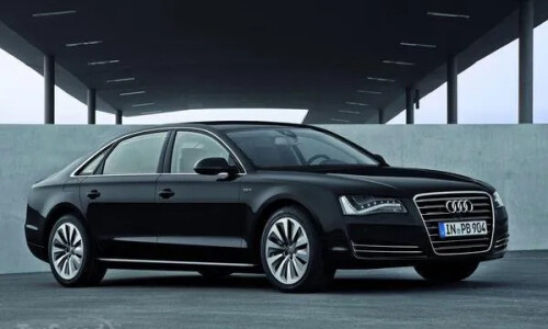 Audi A8 #7