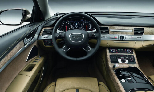 Audi A8 #11