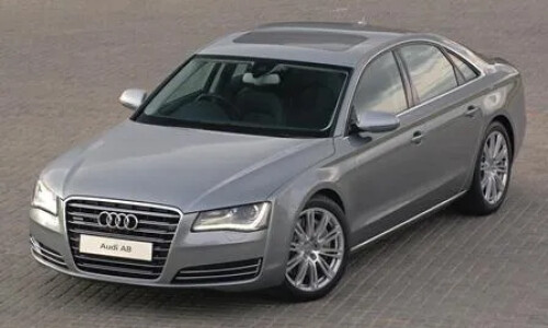 Audi A8 4.2 FSI quattro #8