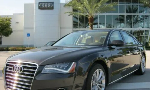 Audi A8 4.2 FSI quattro #12
