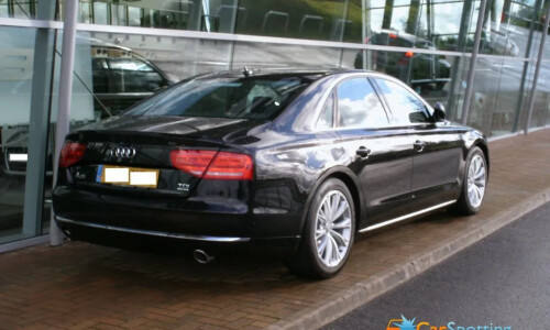 Audi A8 4.2 TDI #9