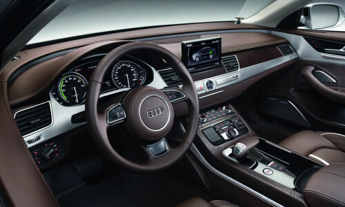 Audi A8 hybrid #15