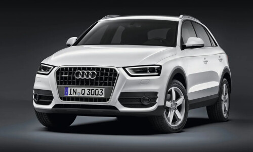 Audi Q4 #6