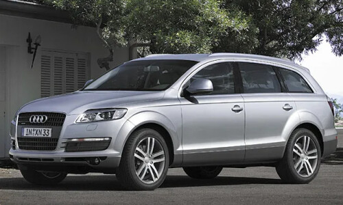 Audi Q7 4.2 FSI quattro #12