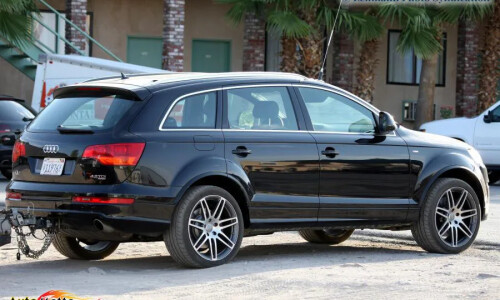 Audi Q7 4.2 TDI #6