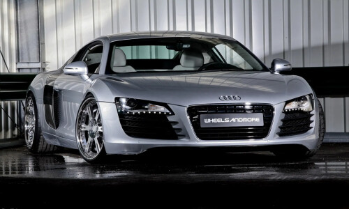 Audi R8 #9