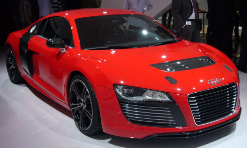 Audi R8 e-tron #14