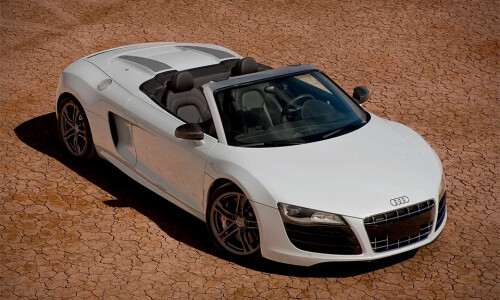 Audi R8 GT Spyder #2
