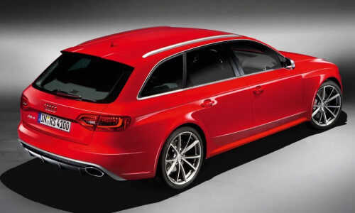 Audi RS4 #14