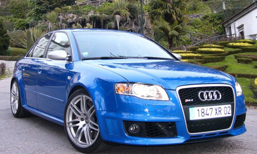 Audi RS4 #16