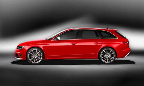 Audi RS4 Avant #2
