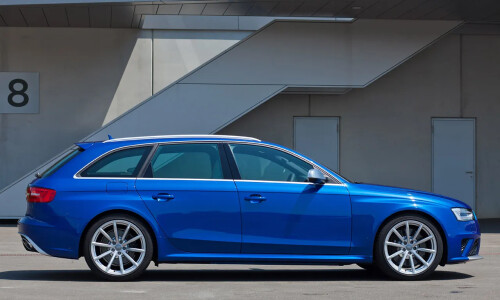 Audi RS4 Avant #5