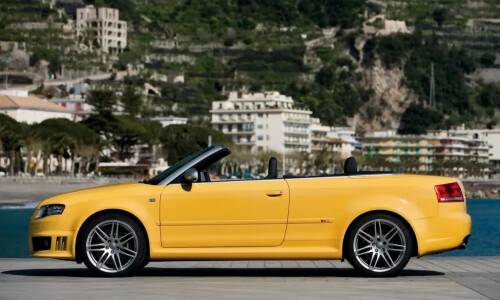 Audi RS4 Cabriolet #12