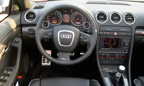 Audi RS4 Cabriolet #15