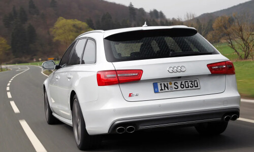 Audi S6 Avant #10