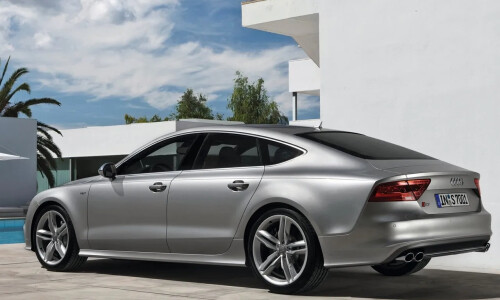 Audi S7 Sportback #8