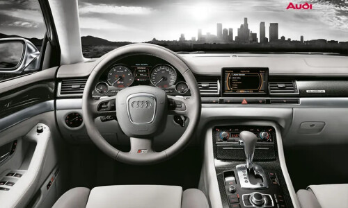 Audi S8 #2
