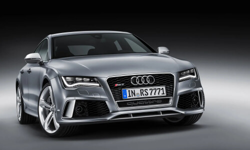 Audi S8 #13
