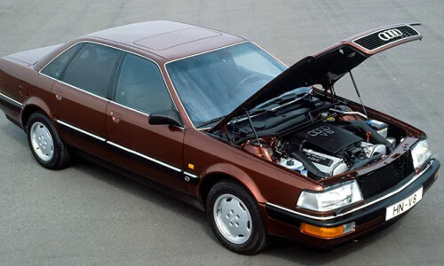 Audi V8 #8