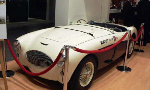 Austin-Healey 100S #1