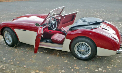 Austin-Healey BT7 #10