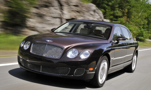 Bentley Continental Flying Spur #5