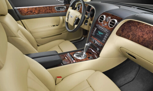 Bentley Continental Flying Spur #10
