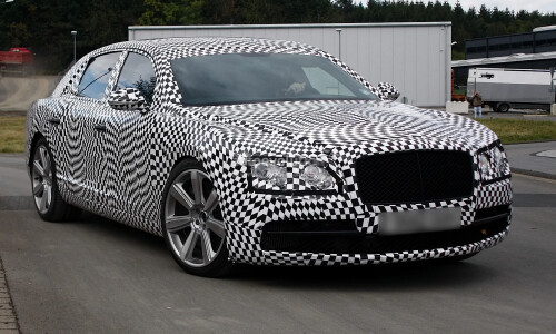 Bentley Continental Flying Spur #13