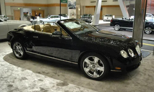 Bentley Continental GTC #13