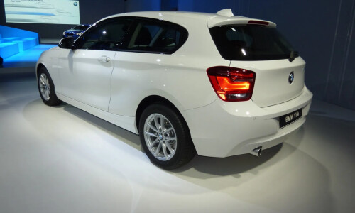 BMW 114i #10