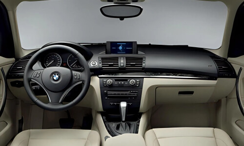 BMW 118i #8
