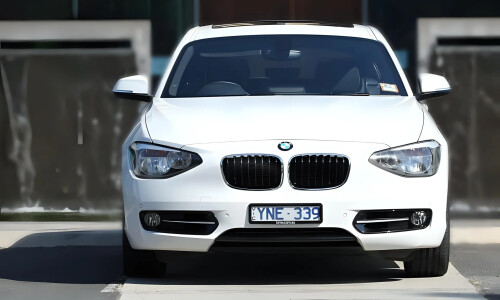 BMW 118i #10