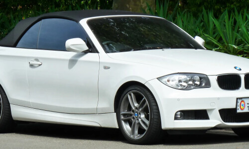 BMW 120i #5