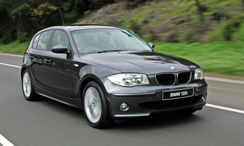 BMW 120i #8