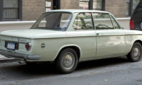 BMW 1600-2 #4