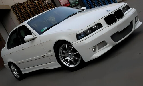 BMW 318 #7