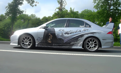 BMW 318i #8