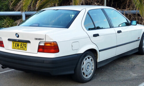 BMW 318i #16