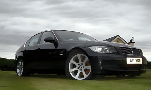 BMW 320Si #9
