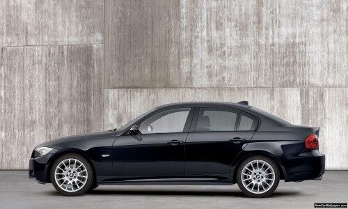 BMW 320Si #10