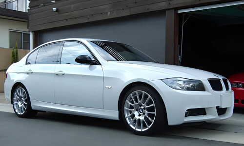 BMW 320Si #12